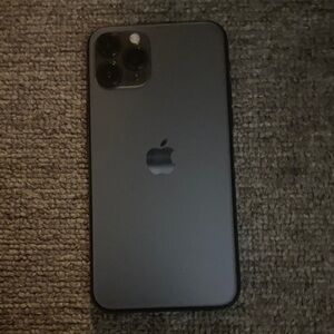 Apple iPhone - Space Gray